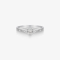 Anel Solitário Real com Diamante em Ouro Branco 18K