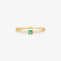 Anel Jasmim com Esmeralda Natural em Ouro Amarelo 18K